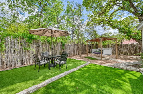 Photo 14 - Charming Cottage Near Main With Patio&firepit