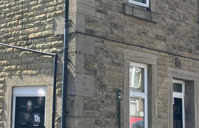 Immaculate 2-bed Apartment in Bury - Foto 11