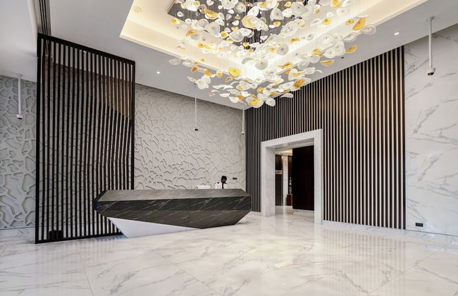 Lusso Hometels J One - Foto 1
