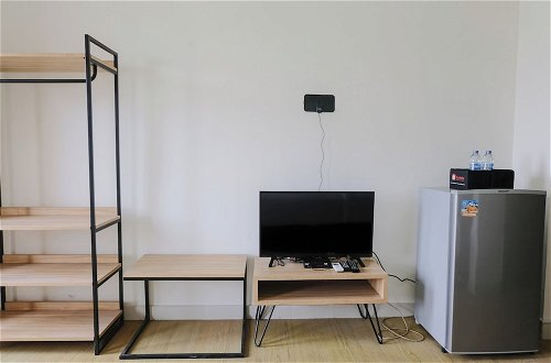 Photo 10 - Homey and Cozy Studio at Harvard Jatinangor Apartment