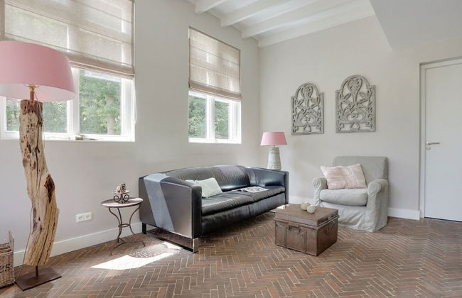 Holiday Home With a Terrace at Bedafse Bergen - Foto 1