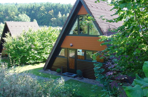 Foto 25 - Wooden Bungalow With a Terrace, in a Wooded Area