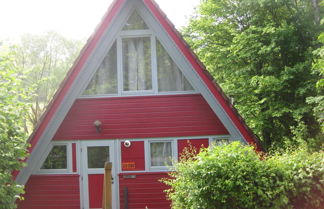 Foto 1 - Wooden Bungalow With a Terrace, in a Wooded Area