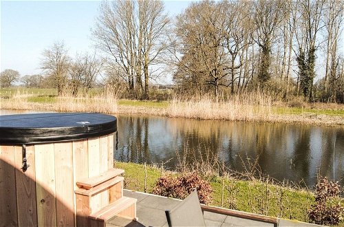 Photo 10 - Fine Chalet near Water with Woodfired Hot Tub
