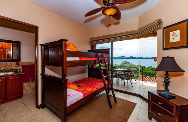 Big Hillside Villa in Potrero With Pool and Panoramic Ocean Views - Foto 5