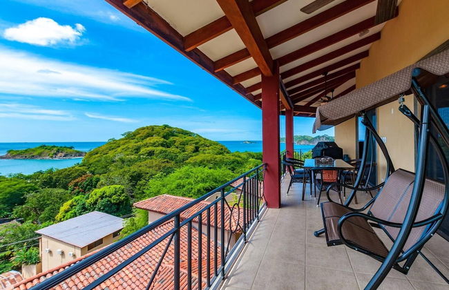 Big Hillside Villa in Potrero With Pool and Panoramic Ocean Views - Foto 16