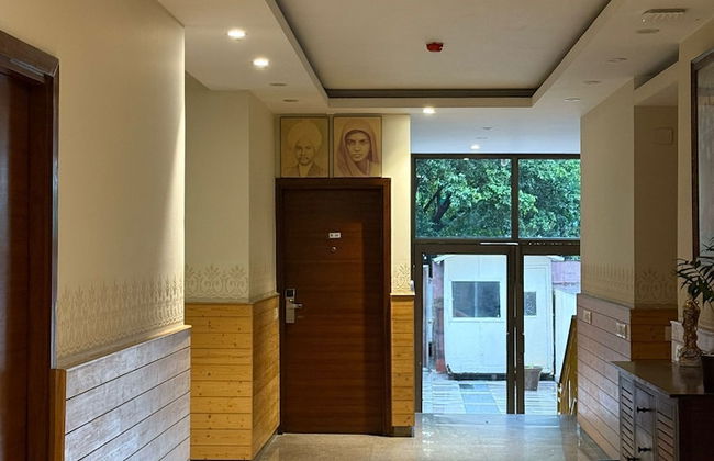 UDS Villa - Next to VFS, Walking to Connaught Place - Photo 3