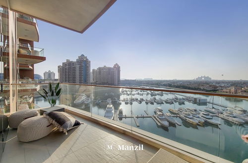 Foto 16 - Manzil - Splendid 3BR in Palm w Pvt Beach Access