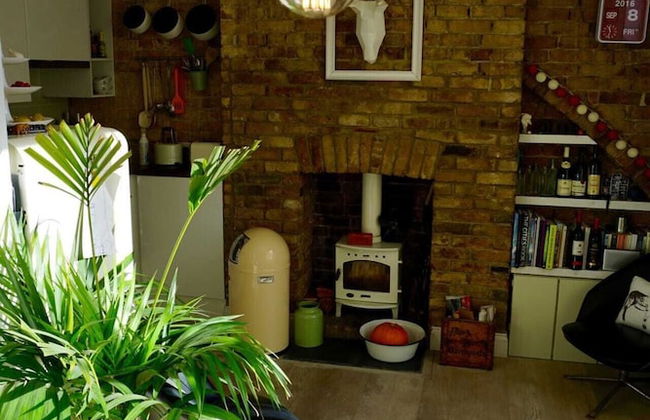 Beautiful Canalside 1-bedroom Flat With Terrace - Foto 14