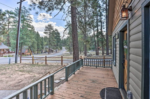 Foto 6 - Peaceful Big Bear Cabin: Walk to Lake Access