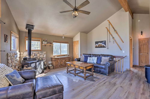 Photo 9 - Cozy Bailey Cabin w/ Sweeping Mountain Views