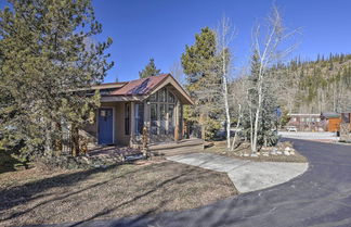 Photo 3 - Charming Breckenridge Cabin w/ Mountain Views