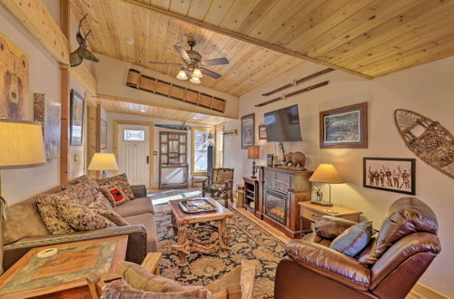 Photo 2 - Charming Breckenridge Cabin w/ Mountain Views