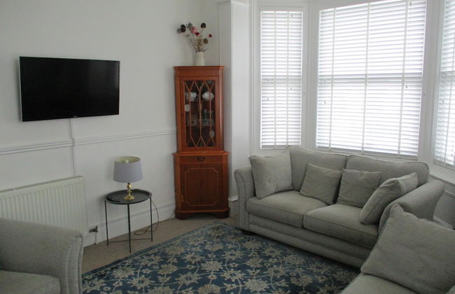 Lovely, Spacious, 3 Bedded, First Floor Apartment - Foto 22