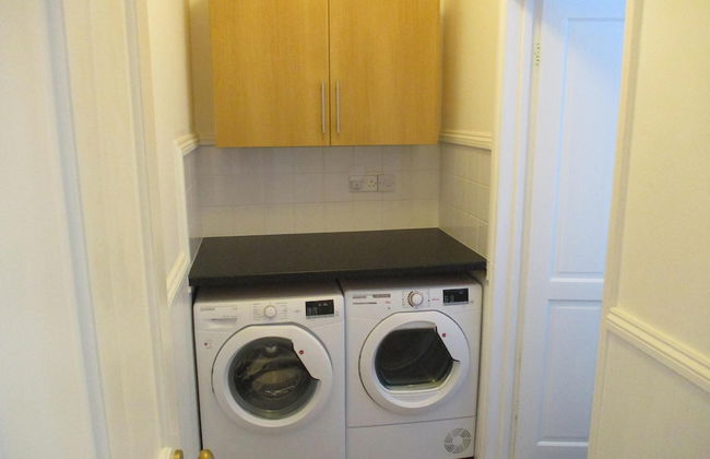 Lovely, Spacious, 3 Bedded, First Floor Apartment - Foto 31
