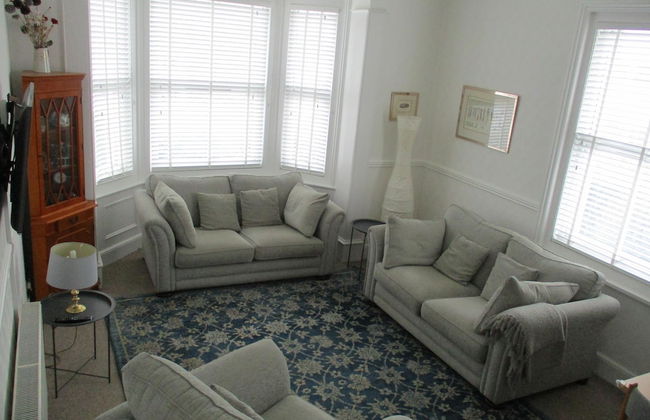 Lovely, Spacious, 3 Bedded, First Floor Apartment - Foto 21