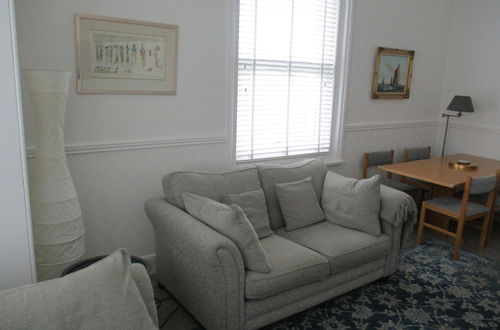 Foto 23 - Lovely, Spacious, 3 Bedded, First Floor Apartment