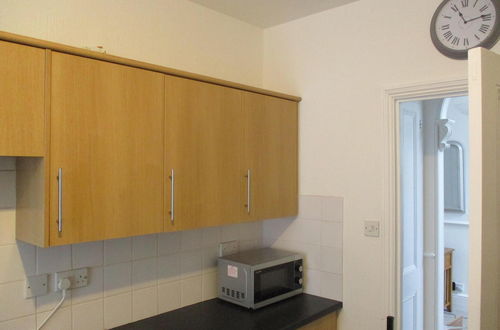 Foto 14 - Lovely, Spacious, 3 Bedded, First Floor Apartment