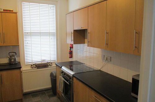 Foto 15 - Lovely, Spacious, 3 Bedded, First Floor Apartment