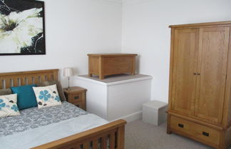 Photo 2 - Lovely, Spacious, 3 Bedded, First Floor Apartment