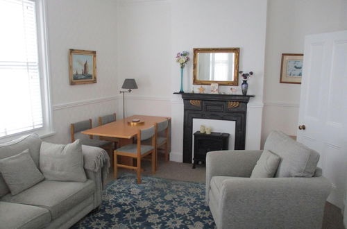 Foto 19 - Lovely, Spacious, 3 Bedded, First Floor Apartment