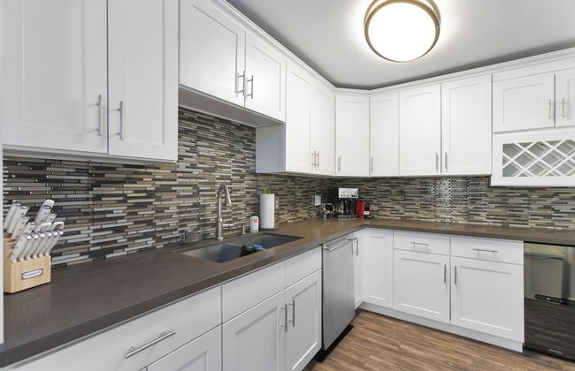 Epicurean remodel in central location - Foto 7