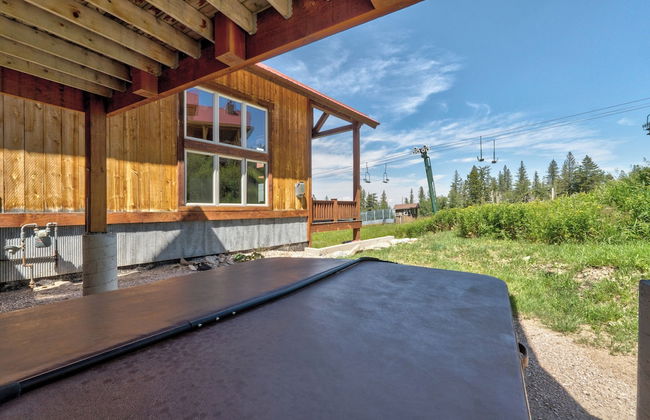 Kussy Chalet at Terry Peak - Photo 23