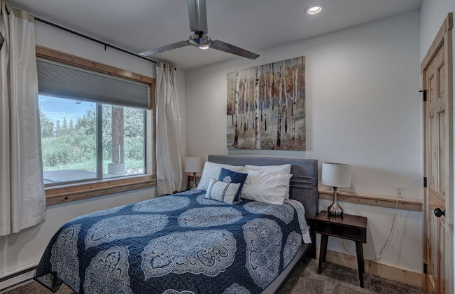 Kussy Chalet at Terry Peak - Photo 7