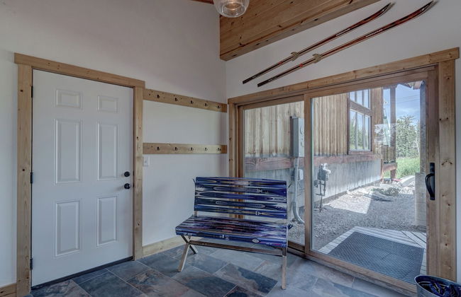 Kussy Chalet at Terry Peak - Photo 2