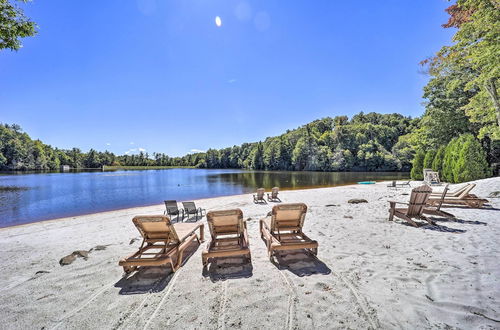 Photo 8 - Peaceful Newland Family Cottage w/ 2 Decks