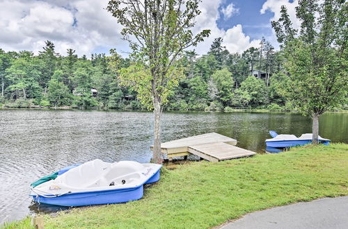 Photo 3 - Idyllic Newland Cottage w/ Spacious Deck, Fire Pit