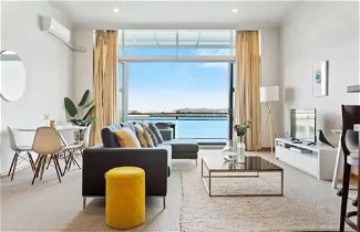 Foto 1 - Relaxing Sea Wharf View Apartment