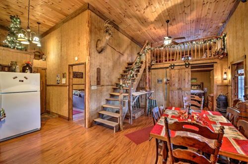 Foto 13 - 'the Bovard Lodge' Rustic Cabin Near Ohio River