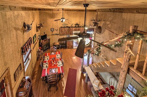 Foto 21 - 'the Bovard Lodge' Rustic Cabin Near Ohio River