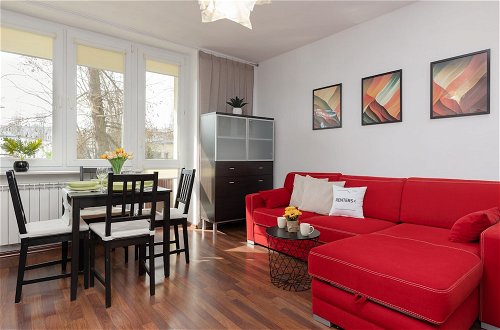 Foto 1 - Warsaw Airport Apartment by Renters