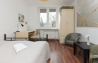 Photo 2 - Warsaw Airport Apartment by Renters