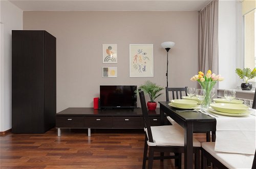 Photo 19 - Warsaw Airport Apartment by Renters