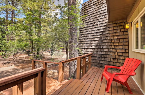 Photo 13 - Pinetop Country Club Cabin Near Ntl Forest