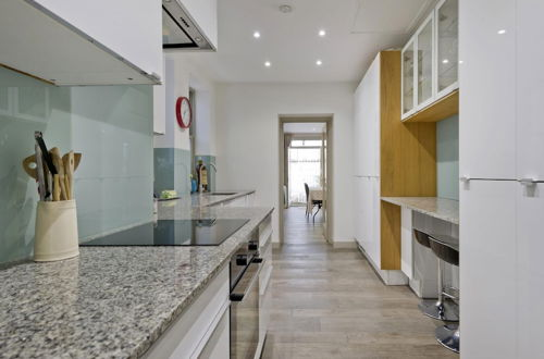 Foto 11 - Elegant Stylish 2 Bedroom Basement Flat Notting Hill