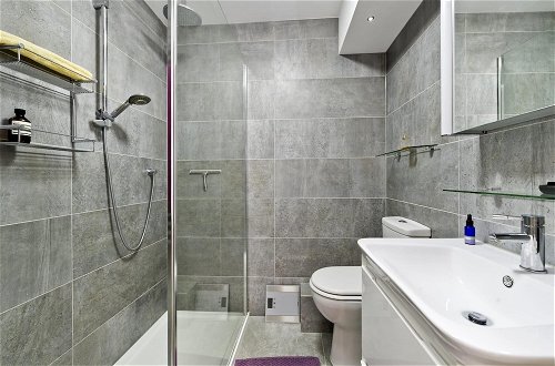 Foto 9 - Elegant Stylish 2 Bedroom Basement Flat Notting Hill