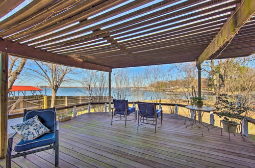 Foto 18 - Cottage w/ Scenic Deck on Cedar Creek Reservoir