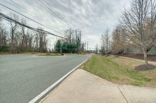 Foto 7 - Pet-friendly Silver Spring Condo w/ Yard