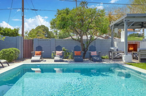 Photo 5 - Hot Tub Pool Cabana Saguaro by Rovetravel