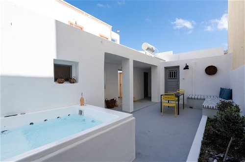 Photo 20 - Villa Tholos with Private Jacuzzi