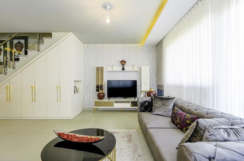 Photo 4 - Sea View Stylish Flat w Shared Pool in Alanya