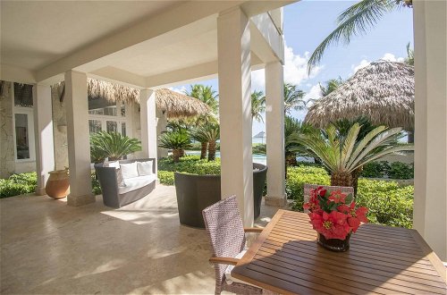 Photo 40 - Ocean Front Luxury Villa in Golf and Beach Resort
