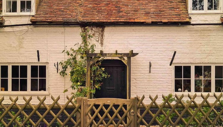 Foto 1 - Magical & Unique Grade 2 Listed Cottage