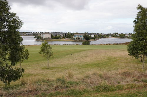 Photo 22 - golf pool 2B House in point cook VIC