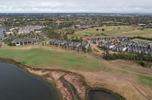 Photo 32 - golf pool 2B House in point cook VIC