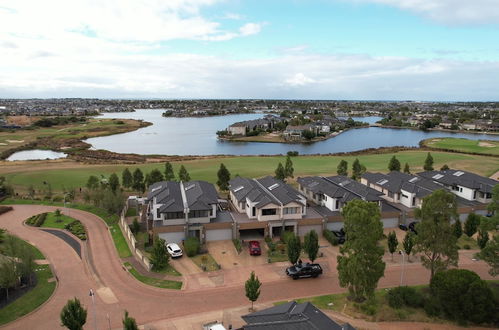 Photo 31 - golf pool 2B House in point cook VIC